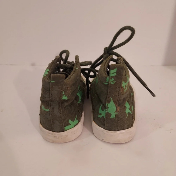 Old Navy Green Dinosaur Lace Up HighTop Sneakers in Size 6 - Picture 3 of 11
